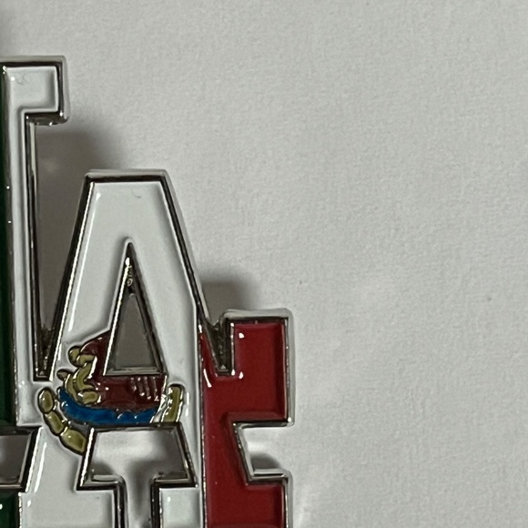 LA Dodgers Mexican Flag Hat Pin Pins Streetwear Hats Bag Baseball Fitted New Era - Picture 3 of 8
